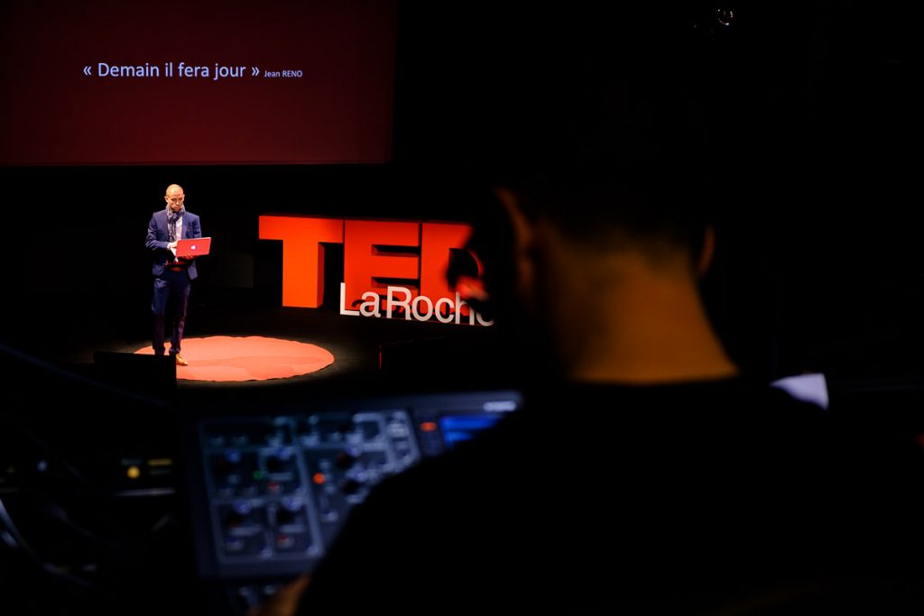 Europe, France, La Rochelle, TEDx, Voyage, attendee, attender, au-delà de, beyond, celebration, control room, culture, day, daylife, daylight, event, festival, indoor, lettre, lighting desk, logo, morning, on stage, people, reportage, scene, sound controls, sound engineer, staff, stage, stage management, talk, technics, ted talk, tedxlarochelle